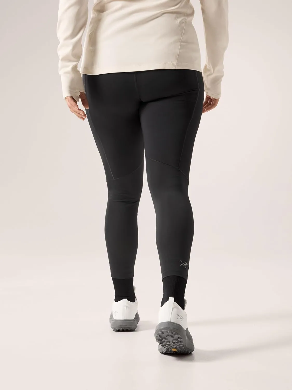 Arc'teryx Essent High-Rise Utility Legging 26 Women's | Versatile Stretch Legging with Bounce-Free Storage
