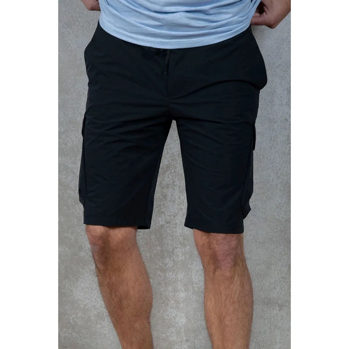 BOSS TAPERED-FIT SHORTS IN EASY-IRON QUICK-DRY POPLIN