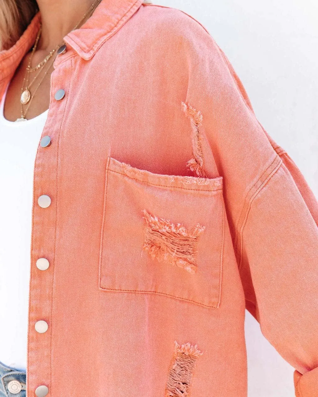 chouyatou Women's Boyfriend Ripped Holes Frayed Raw Hem Distressed Denim Jacket