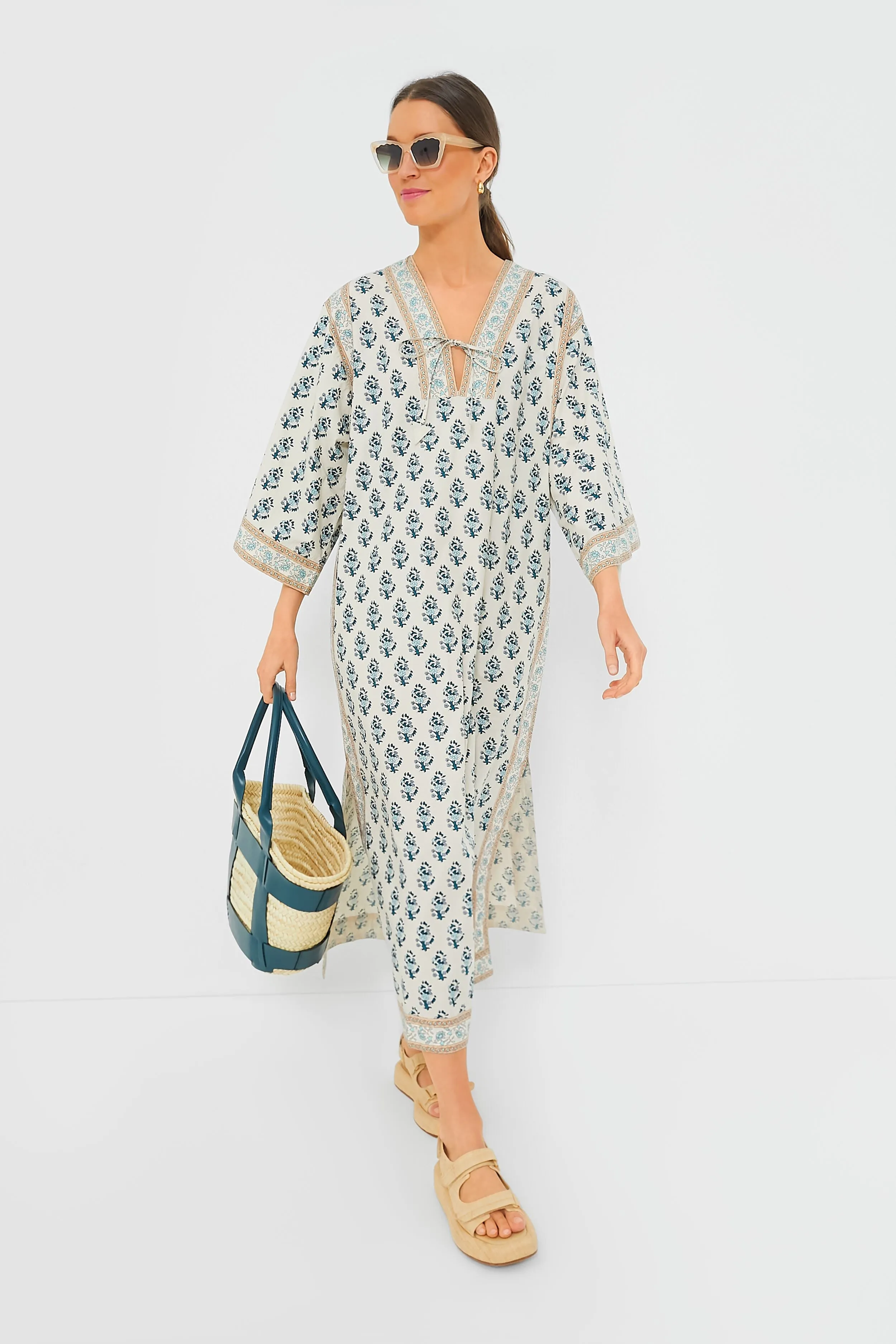 Dainty Hydrangea Alani Caftan