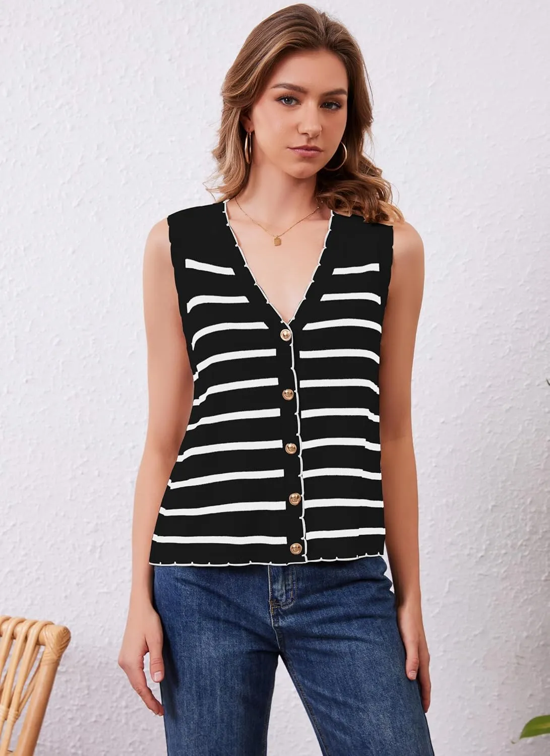 HVT Vest Tops for Women V Neck Striped Sweater Vests 2025 Summer Vacation Button Up Outfits Spring Tops