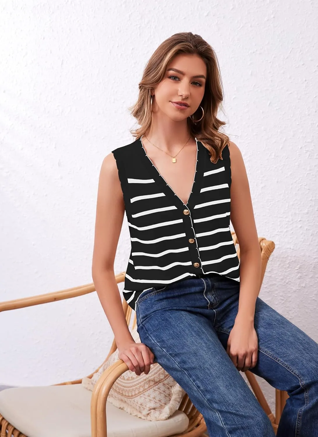 HVT Vest Tops for Women V Neck Striped Sweater Vests 2025 Summer Vacation Button Up Outfits Spring Tops