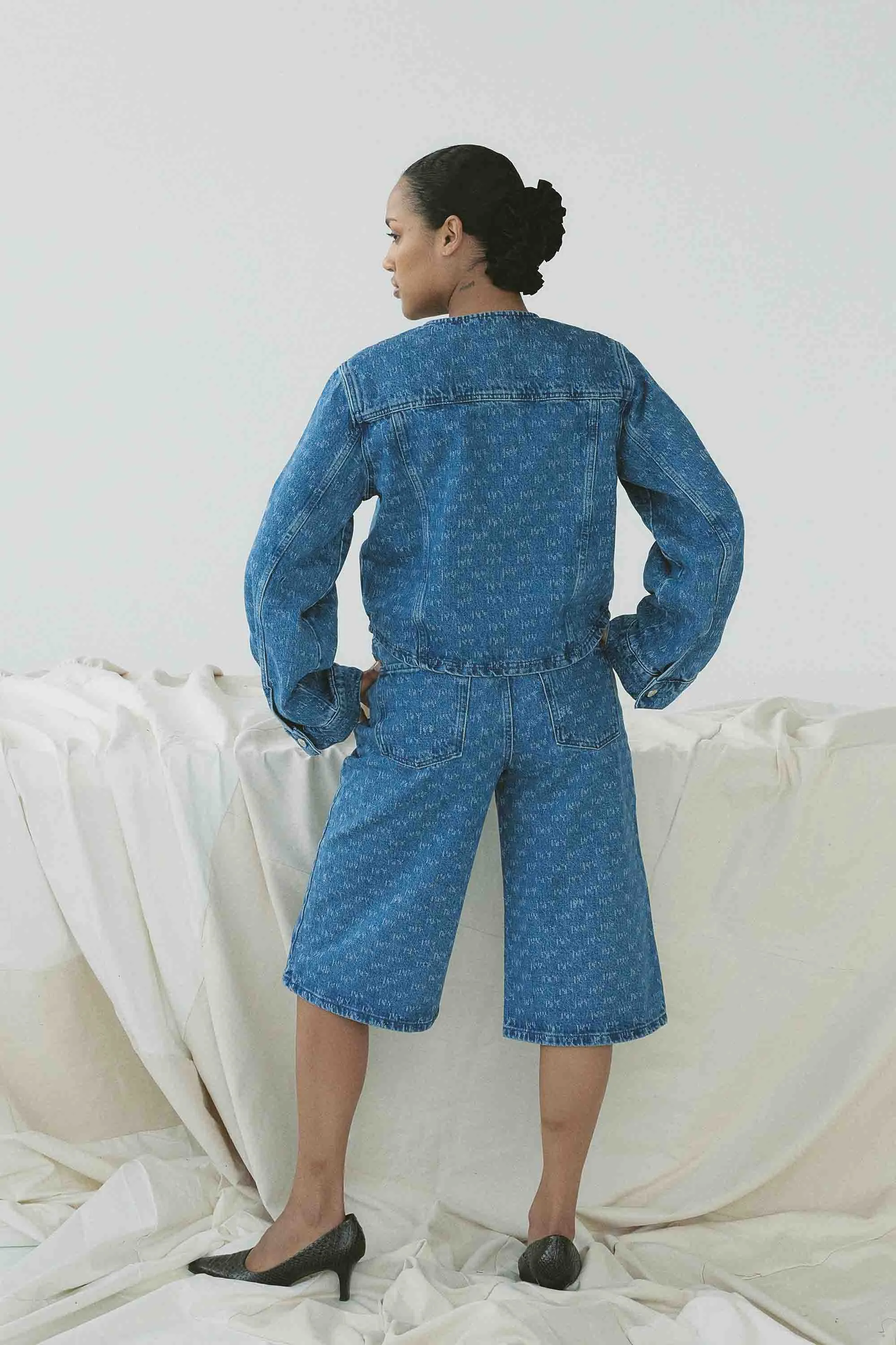 IVY-Augusta Long Shorts Wash Punch Needle