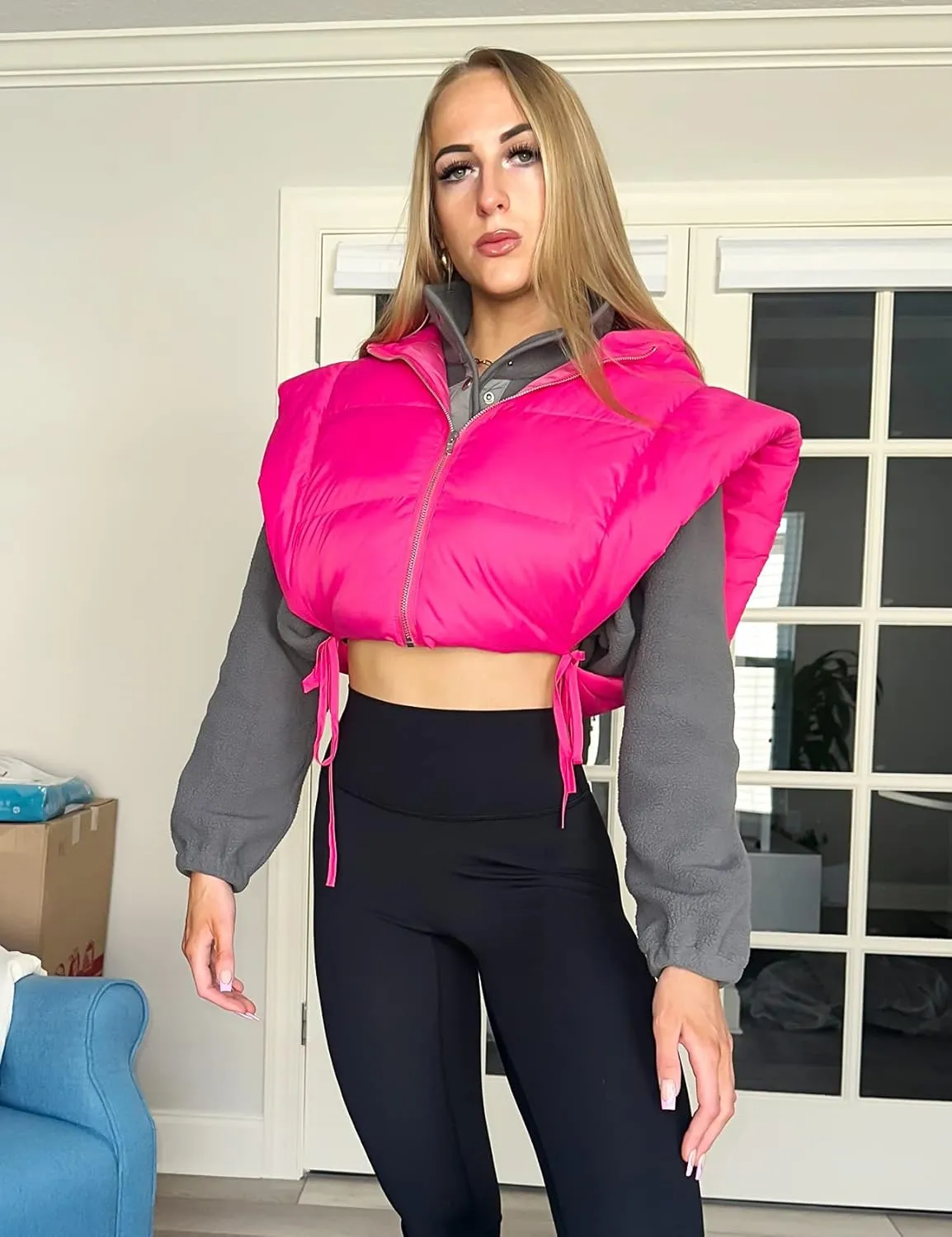 Kissonic Women's Cropped Padded Puffer Vest Hooded Zip Up Sleeveless Jacket