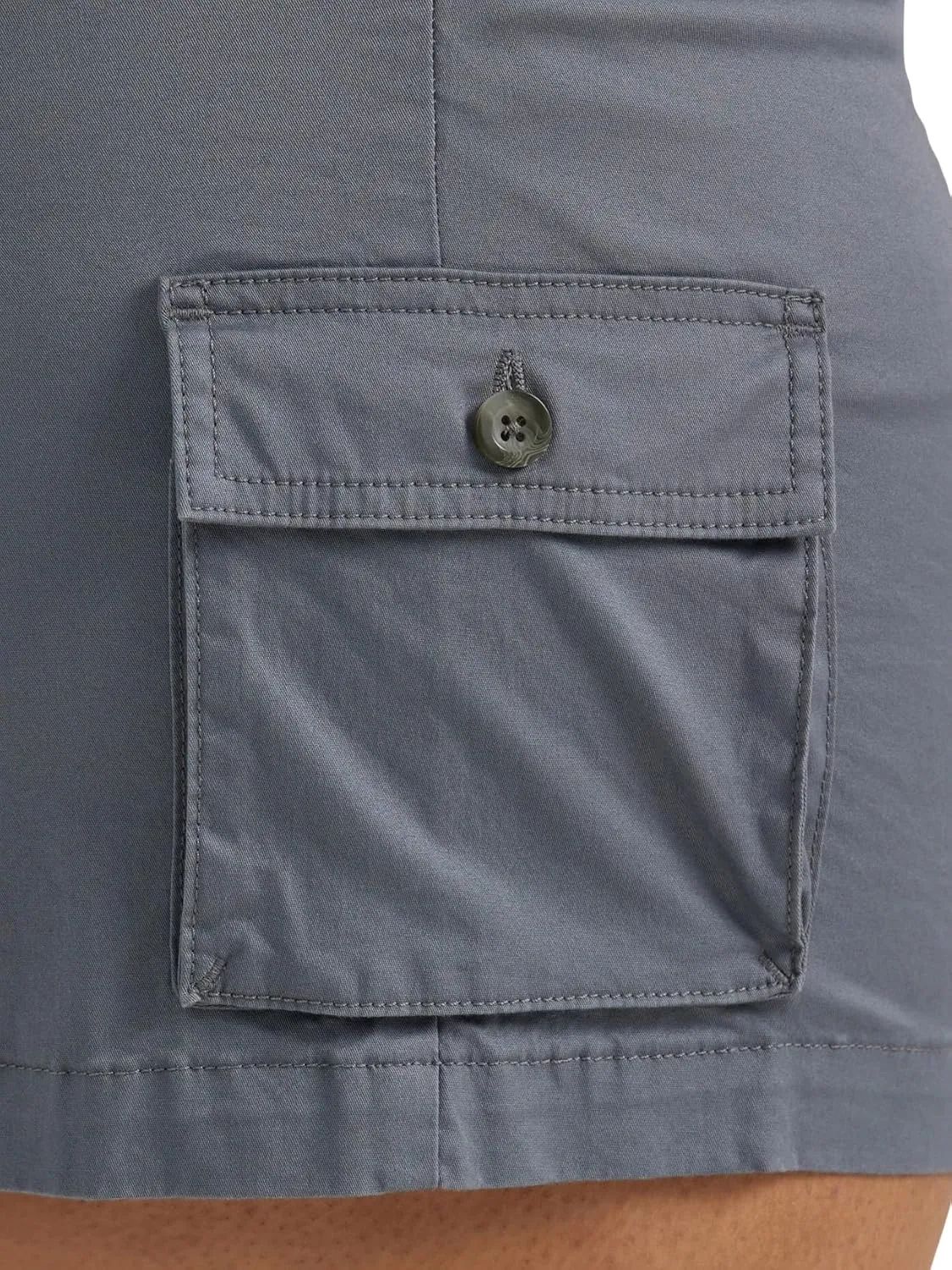 Lee Women's Plus Size Ultra Lux Comfort with Flex-to-go Cargo Short