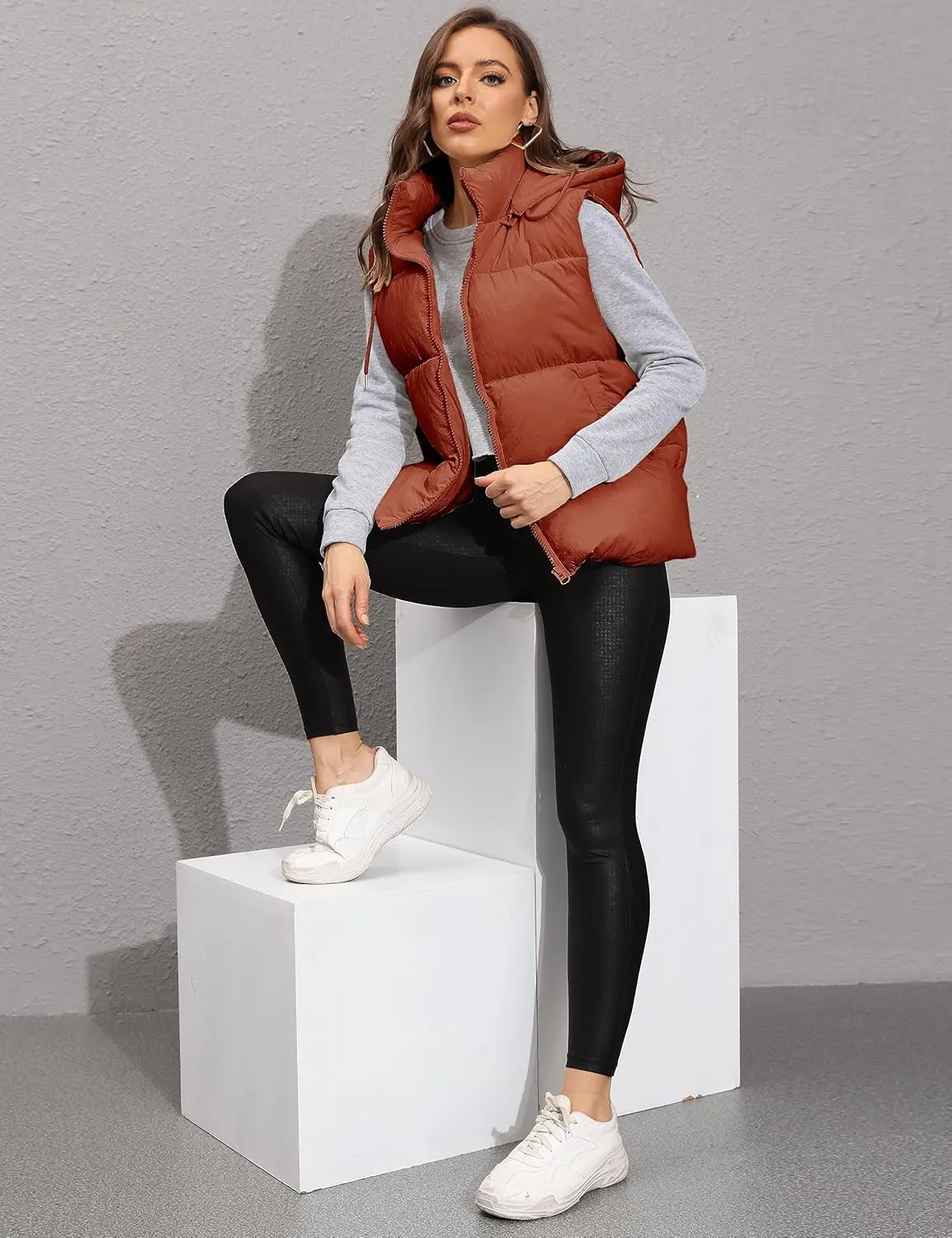 Lentta Women's Sleeveless Quilted Winter Warm Hooded Puffer Vest Padded Gilet Coat