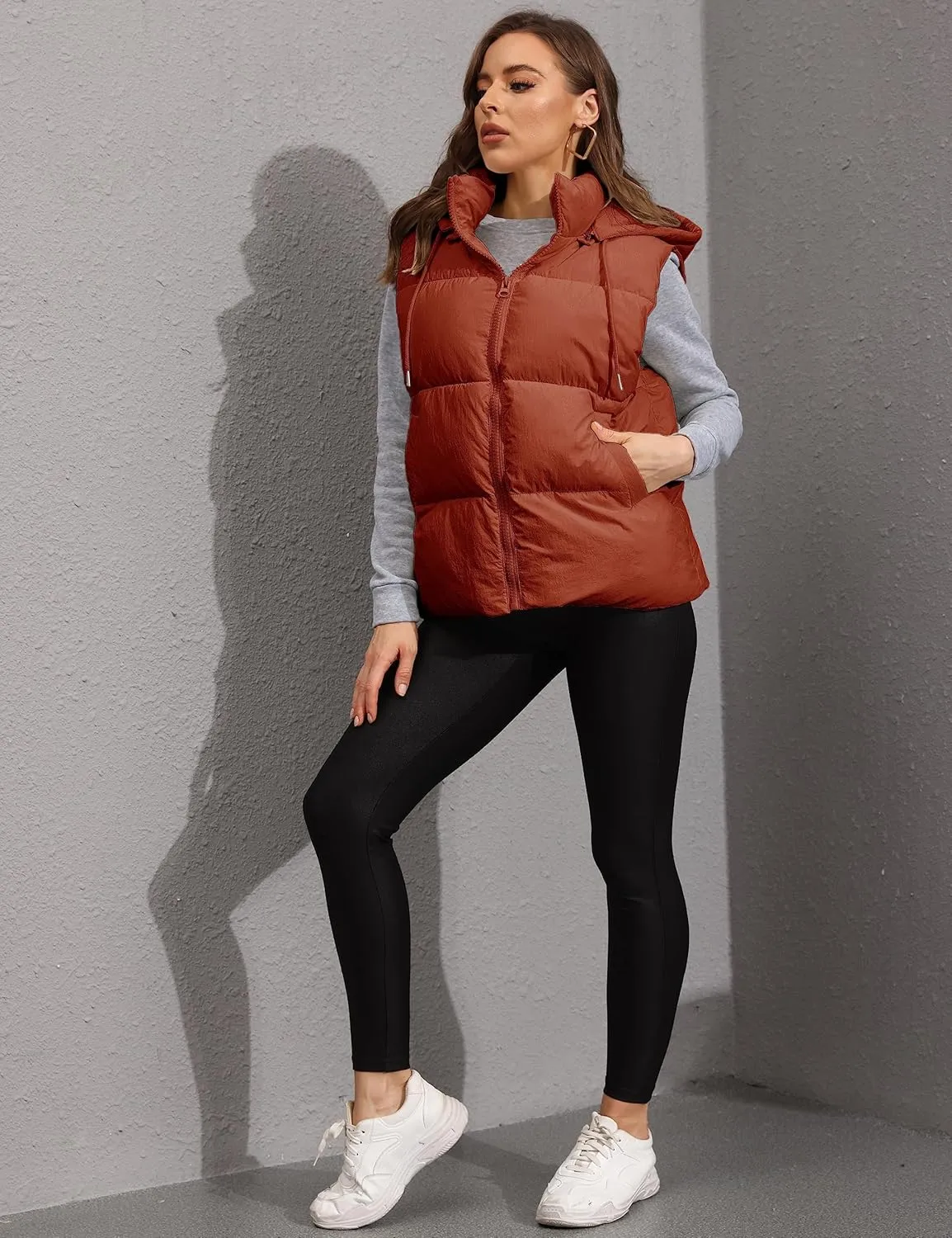 Lentta Women's Sleeveless Quilted Winter Warm Hooded Puffer Vest Padded Gilet Coat