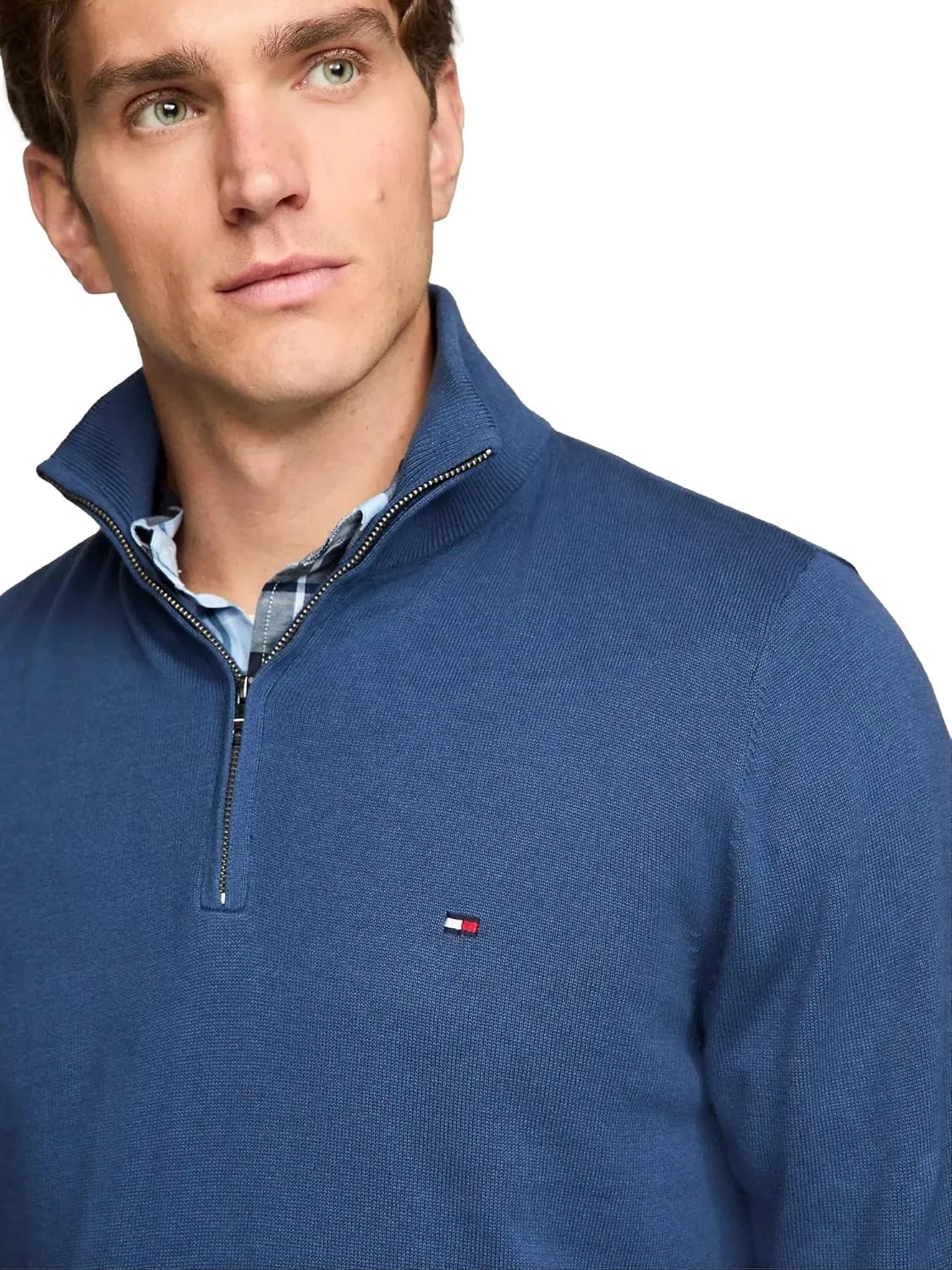 TOMMY HILFIGER Men's Signature Fleece Quarter Zip Pullover Sweater 2025 Collection