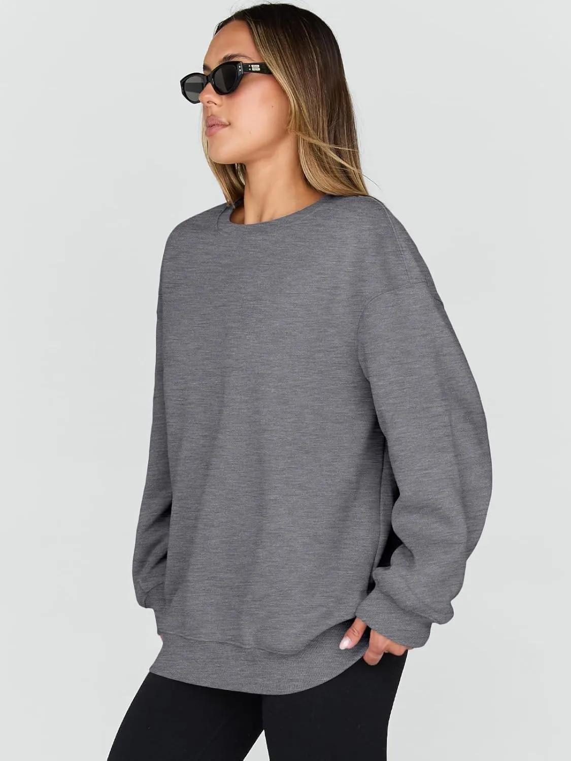 Trendy Queen Sweatshirts for Women Hoodies Oversized Crewneck Tops Sweaters Comfy Fall Winter Outfits Clothes 2025 Fashion