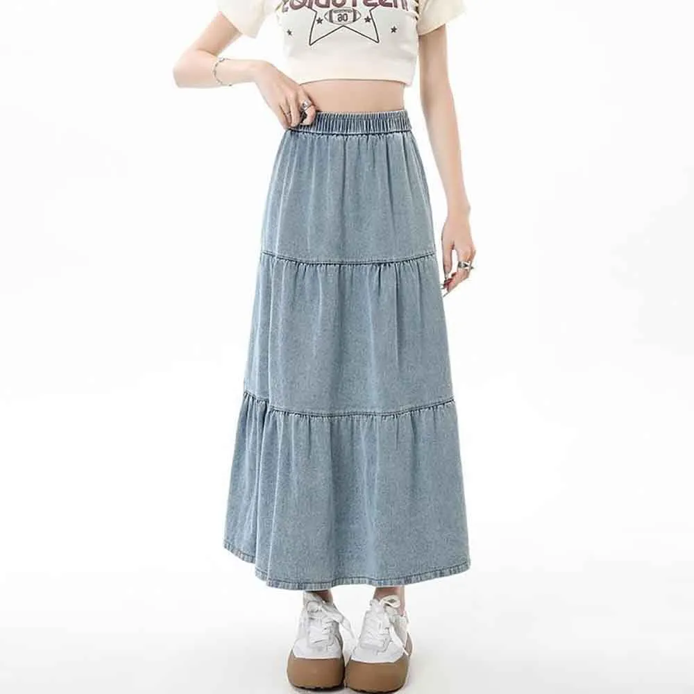 Vintage denim skirt with elastic waistband and high waisted A-line skirt, fashionable denim midi skirt