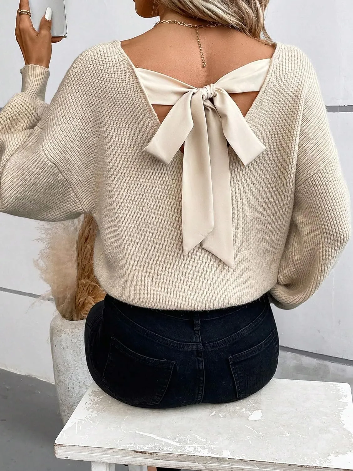 WDIRARA Women's Bow Sweaters Long Sleeve Backless V Neck Oversized Knit Pullover Sweater