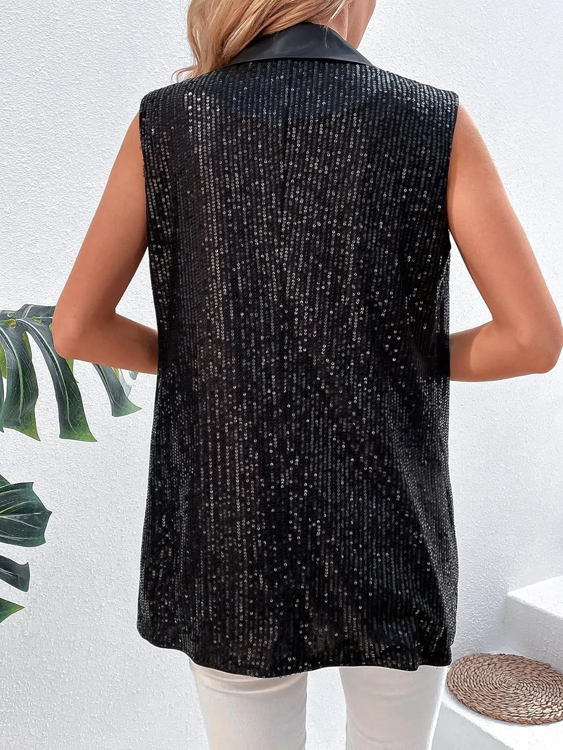 WDIRARA Women's Houndstooth Print Sleeveless Lapel Raw Trim Button Front Long Vest Jacket