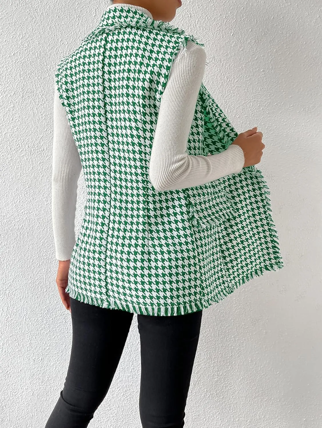 WDIRARA Women's Houndstooth Print Sleeveless Lapel Raw Trim Button Front Long Vest Jacket