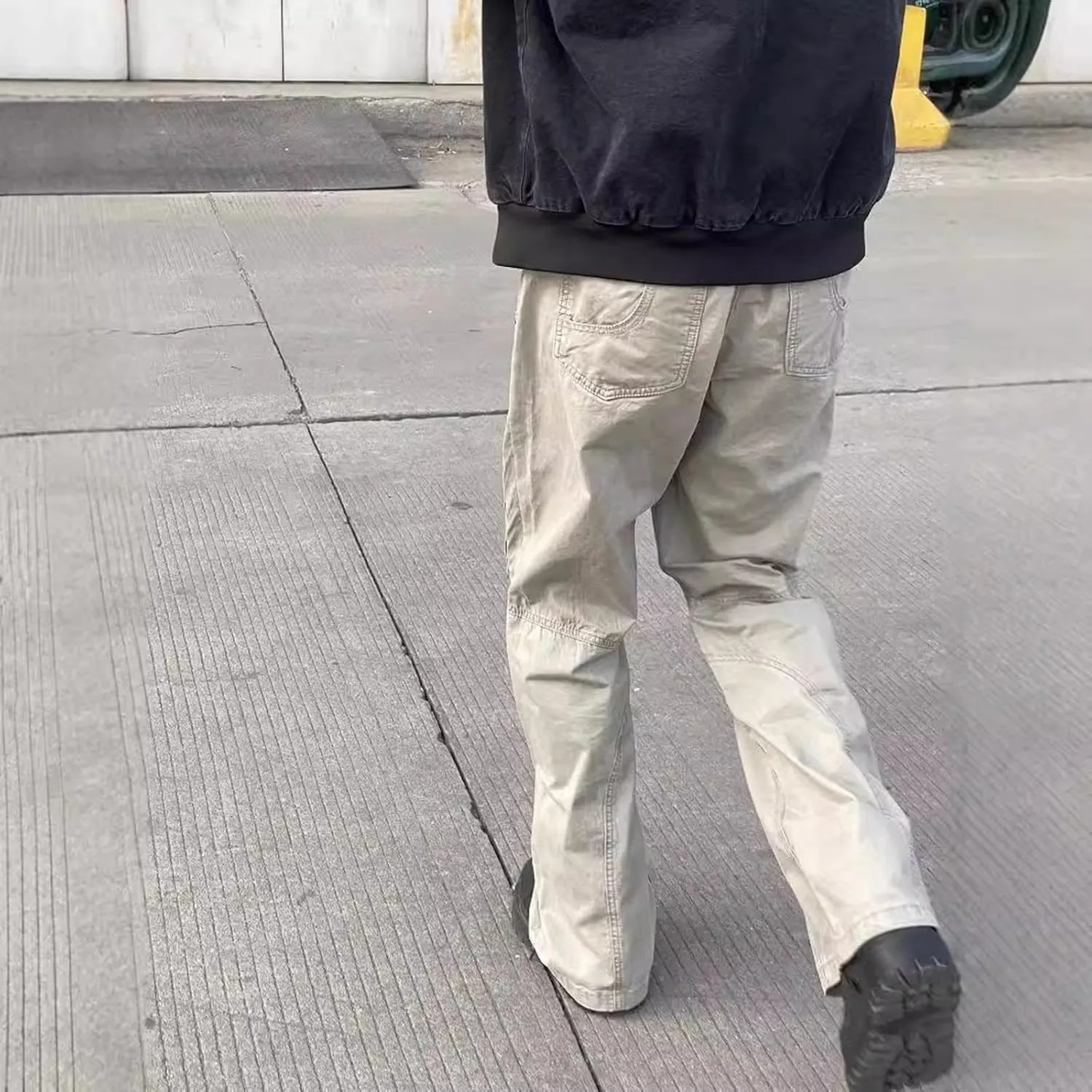Wide Leg Cargo Pants for Men with Zipper Pockets Stretch Casual Relaxed Fit Pants Lightweight Baggy Streetwear Sweatpants