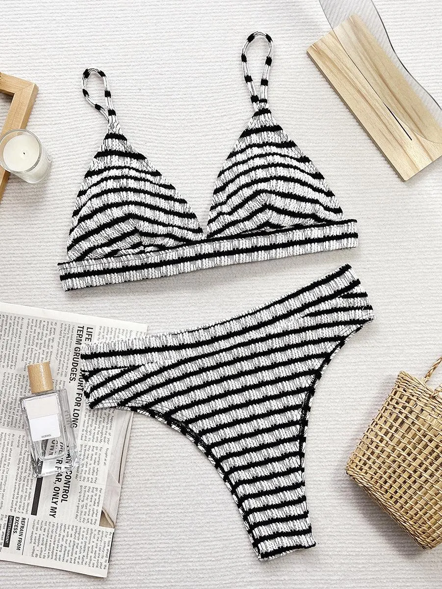 Women's Sexy Jacquard Bikini Set - V Neckline Bathing Suit